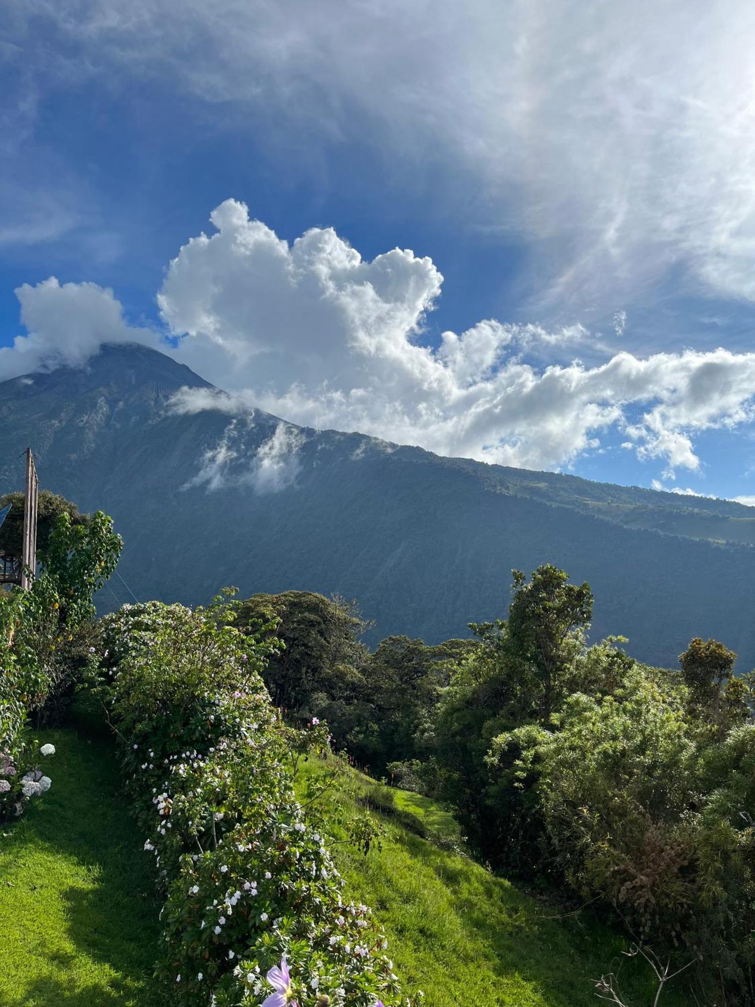 High-End Holiday Cabin - Tungurahua Hot Springs Баньос Экстерьер фото
